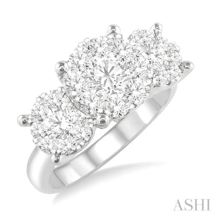 Classic Engagement Ring Styles-2.00 ctw Lovebright Round Cut Diamond Ring in 14K White Gold