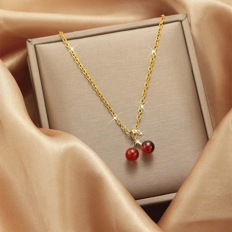 X1711# Exquisite and Versatile Small Cherry Necklace