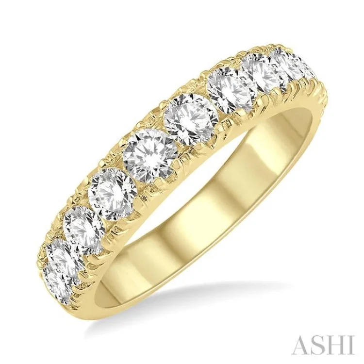 Luxury Promise Rings for Women-1 1/2 ctw 11 Stone Round Cut Diamond Wedding Band in 14K Yellow Gold