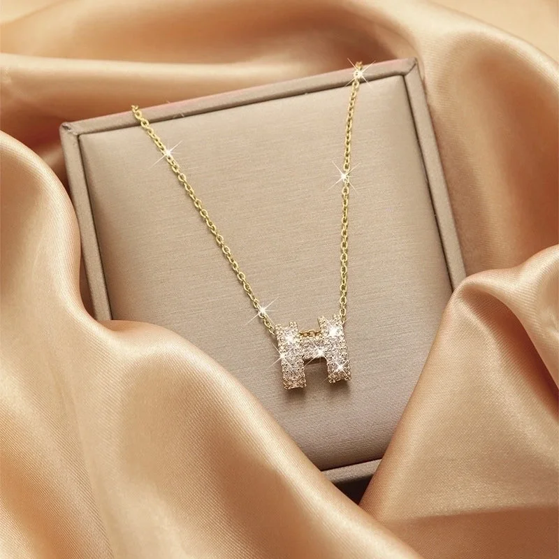 X1743# Micro Inlaid Zircon H Letter Necklace