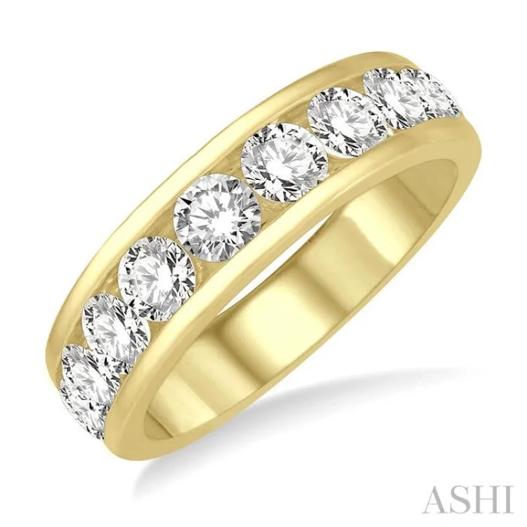 Designer Diamond Engagement Rings-2.00 ctw Channel Set 11 Stone Round Cut Diamond Wedding Band in 14K Yellow Gold