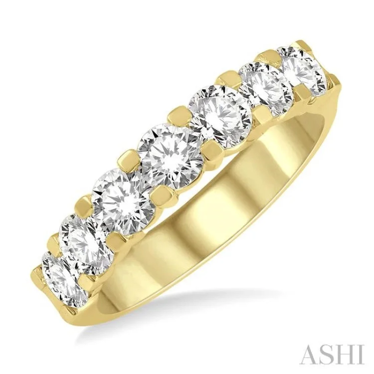 Matching Wedding Rings for Couples-2.00 ctw 7 Stone Round Cut Diamond Wedding Band in 14K Yellow Gold