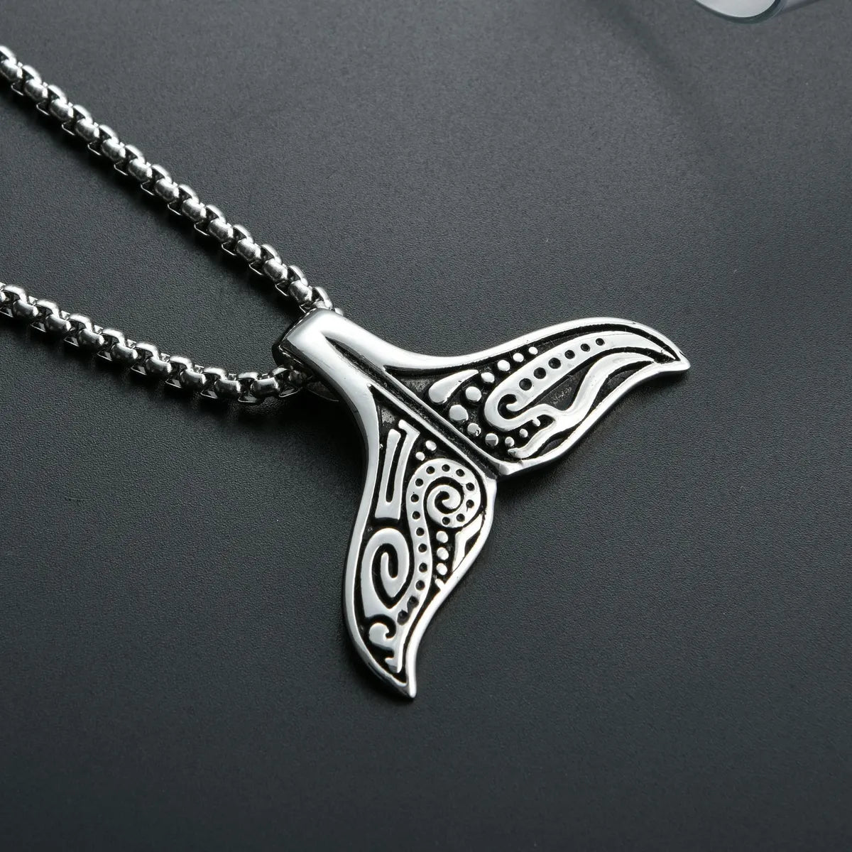 Simple Chain Necklaces-Hip-Hop Retro Fish Tail Stainless Steel Men'S Pendant Necklace