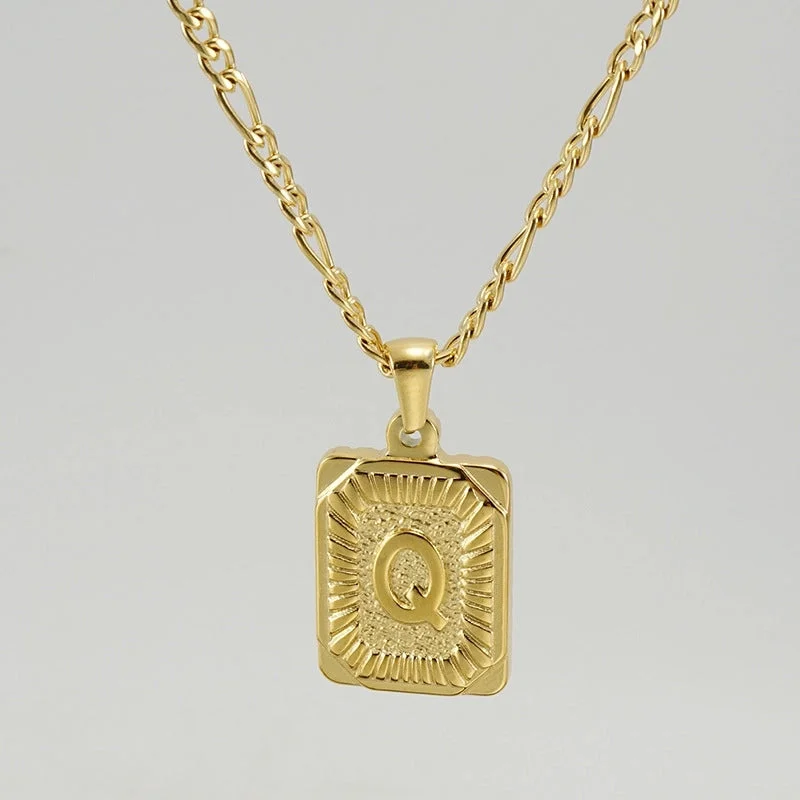 Gold Q (Including Chain)