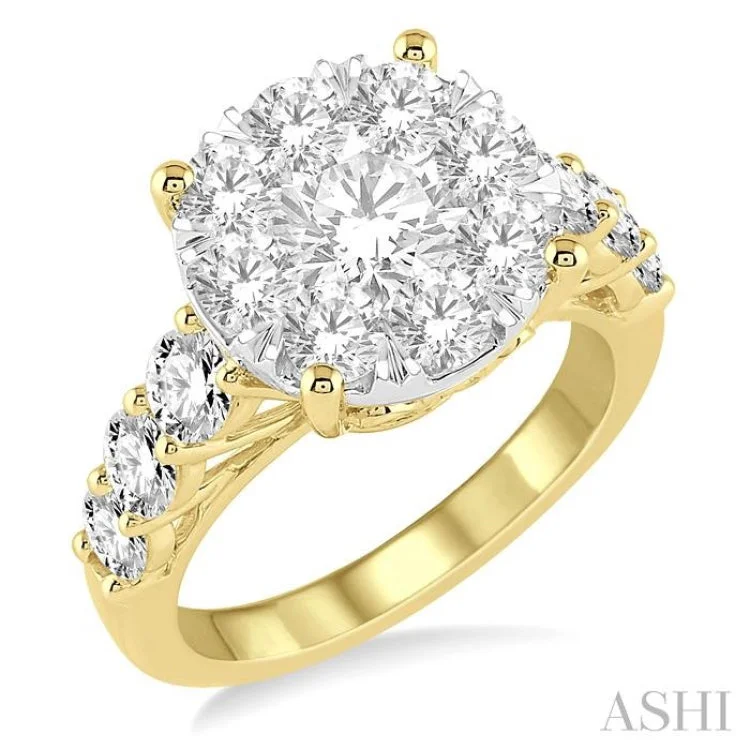 Personalized Custom Diamond Wedding Rings-2.00 ctw Round Diamond Lovebright Ring in 14K Yellow and White Gold