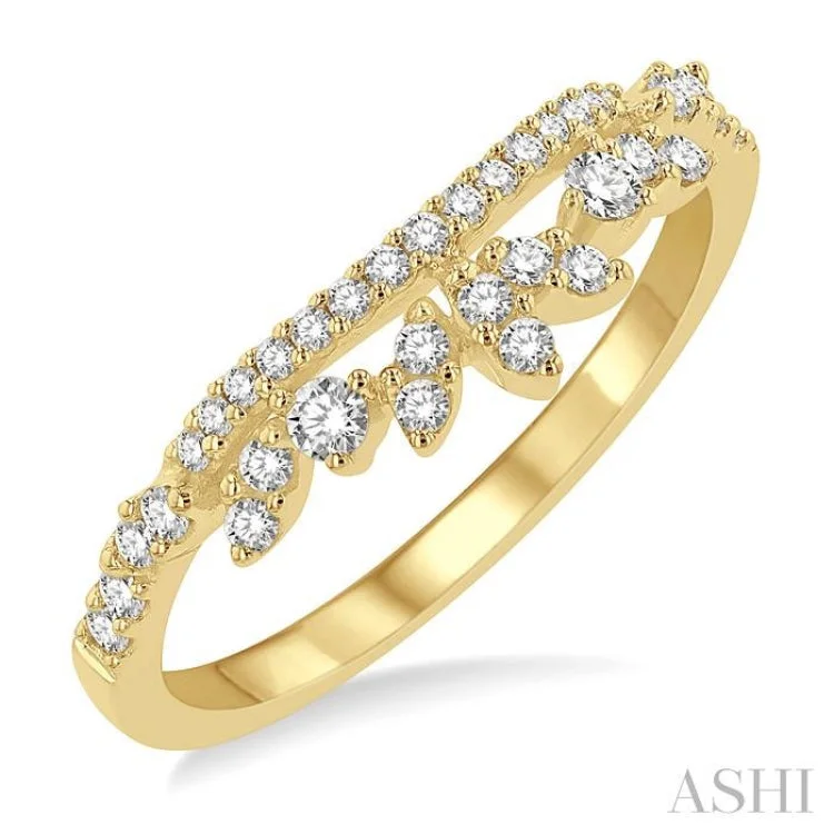 Designer Diamond Engagement Rings-1/3 ctw Alternating Marquise and Circular Mount Round Cut Diamond Curved Wedding Band in 14K Yellow Gold