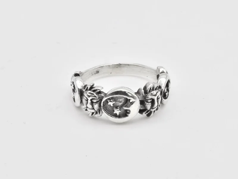 Customizable Promise Bands-Sun and Moon Band - Silver Astrology Ring -  Celestial Ring