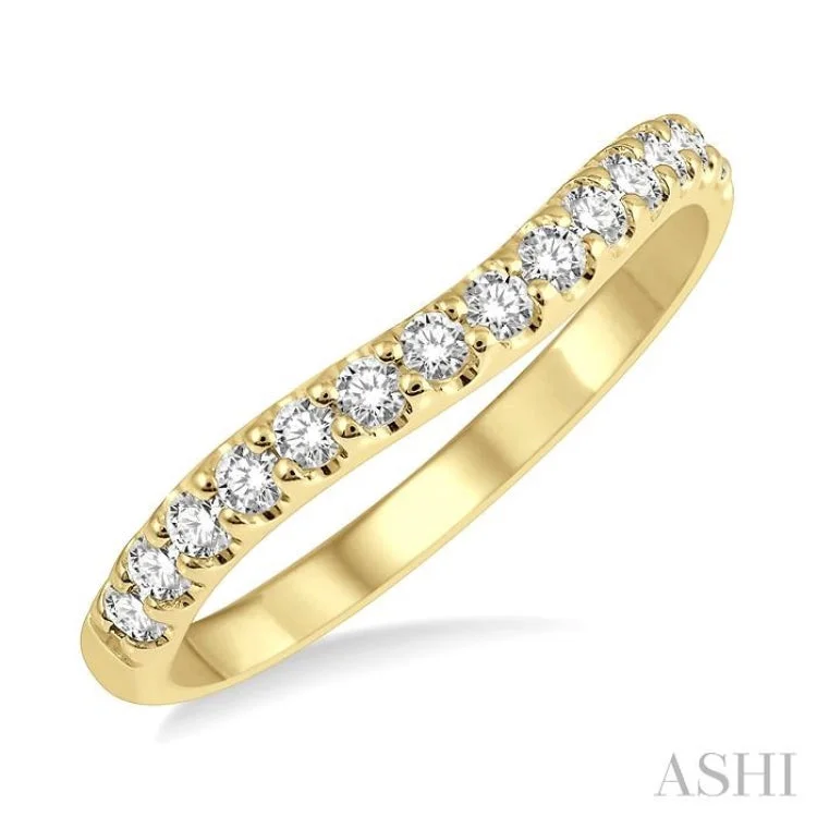 Elegant Diamond Rings-1/3 ctw Arched Center Round Cut Diamond Wedding Band in 14K Yellow Gold