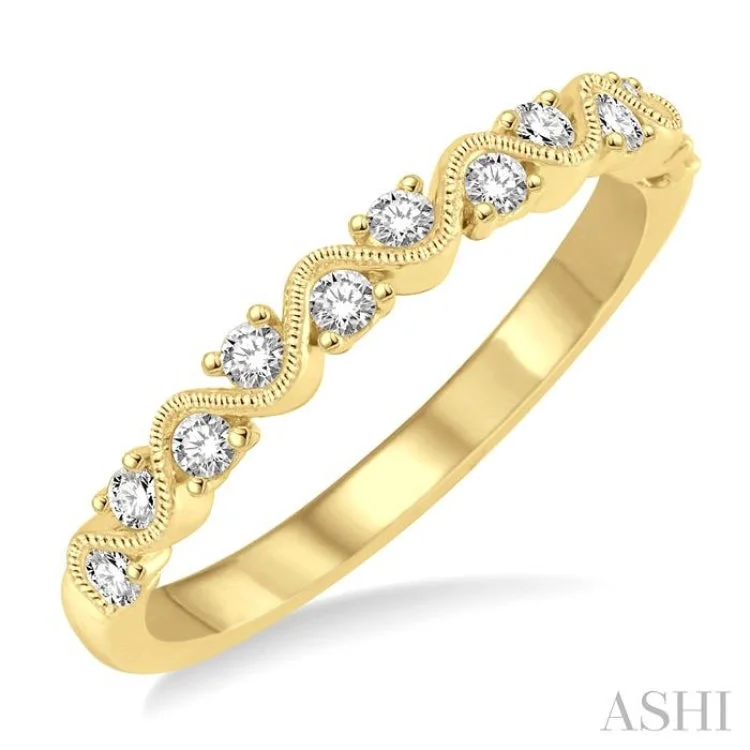 Men’s Custom Rings-1/4 ctw Round Cut Diamond Stack Band in 14K Yellow Gold