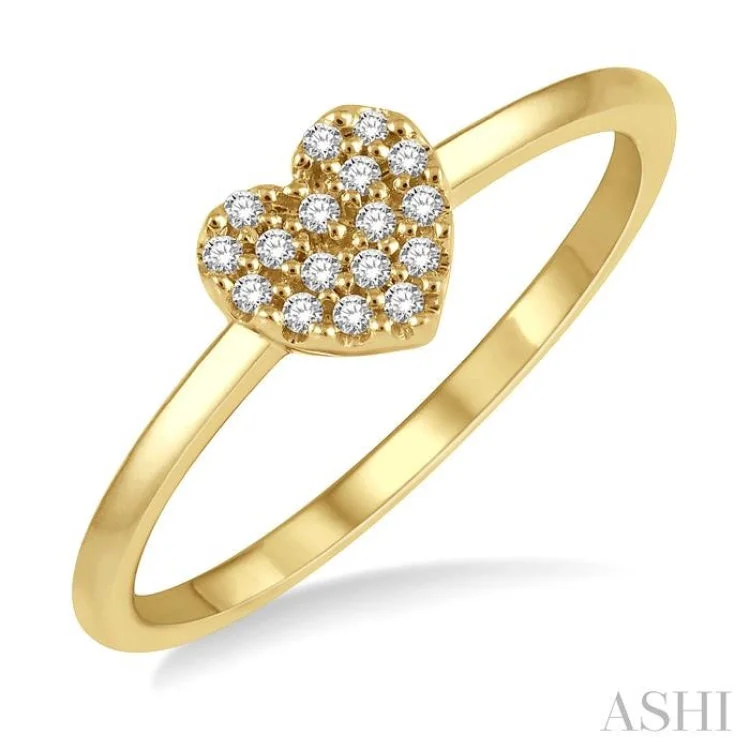 Wedding Rings with Personalization-1/10 ctw Heart Charm Round Cut Diamond Petite Fashion Ring in 14K Yellow Gold