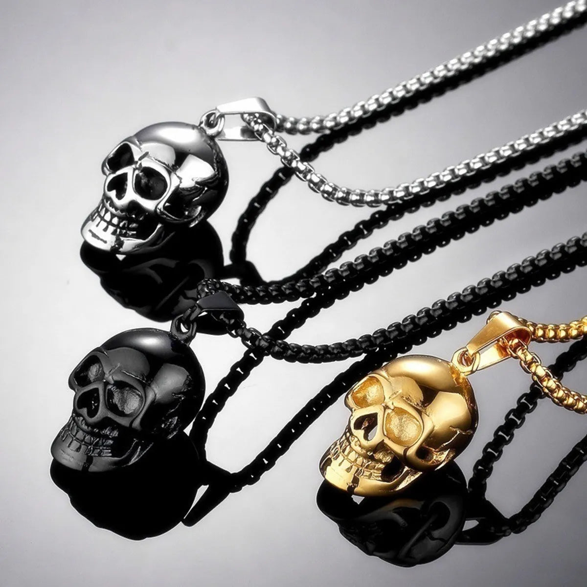 Elegant Necklaces-Hip-Hop Punk Streetwear Skull Stainless Steel Alloy Iron Plating Men'S Pendant Necklace