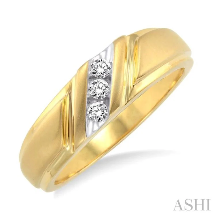 Simple Diamond Promise Rings-1/8 ctw Round Cut Diamond Men's Ring in 10K Yellow Gold