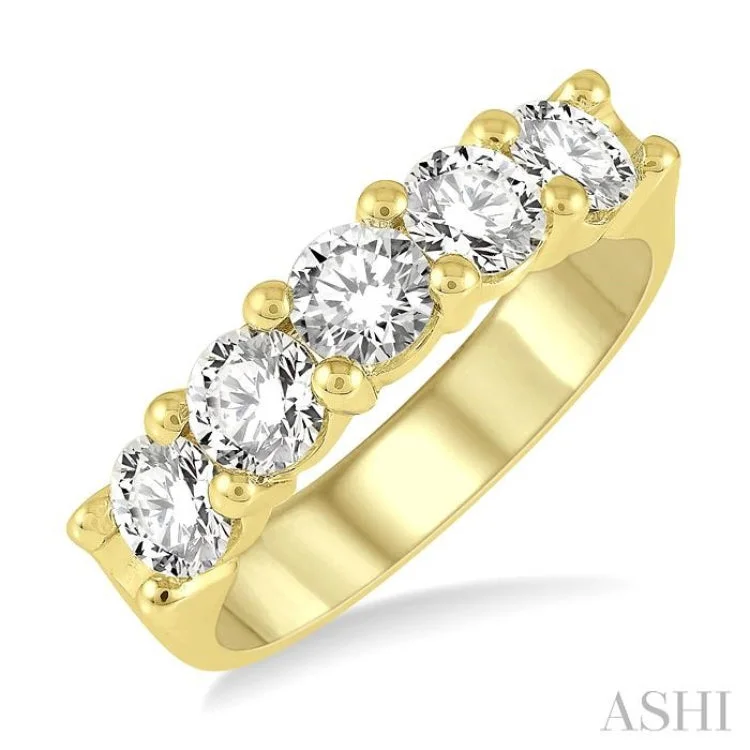 Platinum Engagement Rings with Diamonds-1 1/2 ctw 5 Stone Round Cut Diamond Wedding Band in 14K Yellow Gold