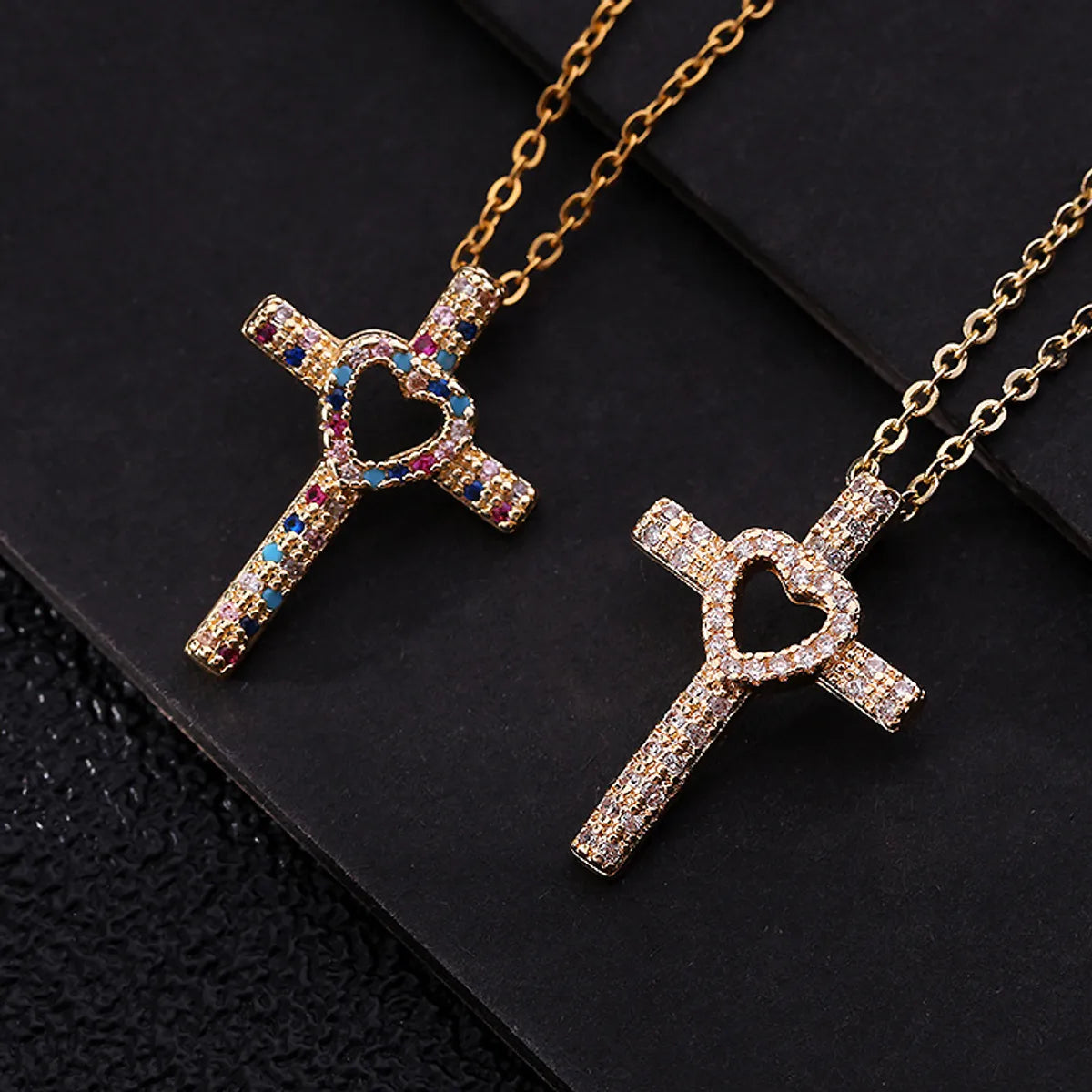 Christmas Necklaces-Cool Style Shiny Cross Heart Shape Copper Plating Hollow Out Inlay Zircon Pendant Necklace