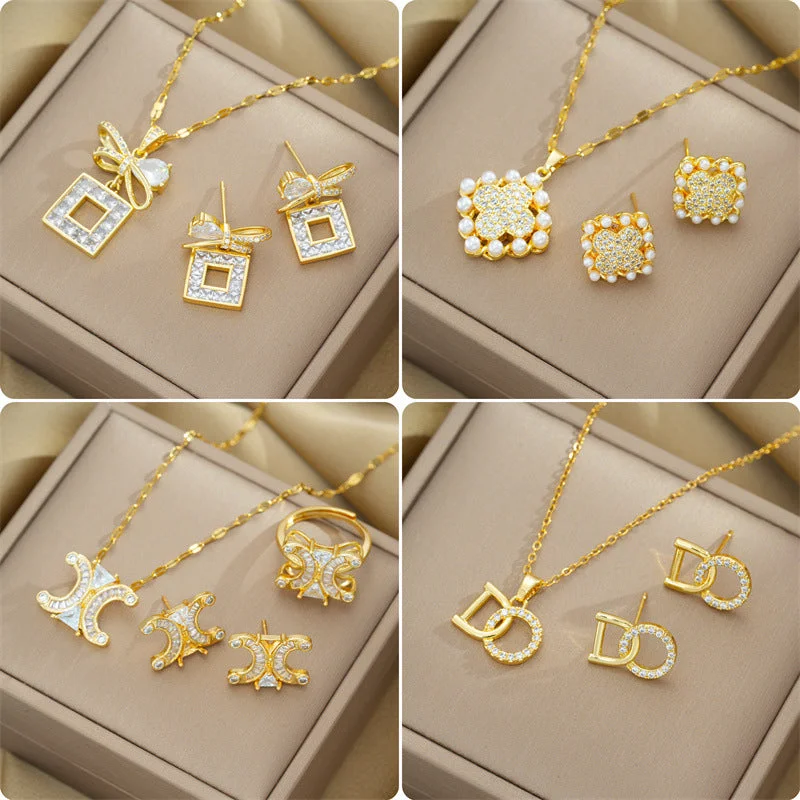 Topaz Necklaces-Moderate Luxury Quadrilateral Geometric Heart Titanium Steel 18K Gold Plated Necklaces