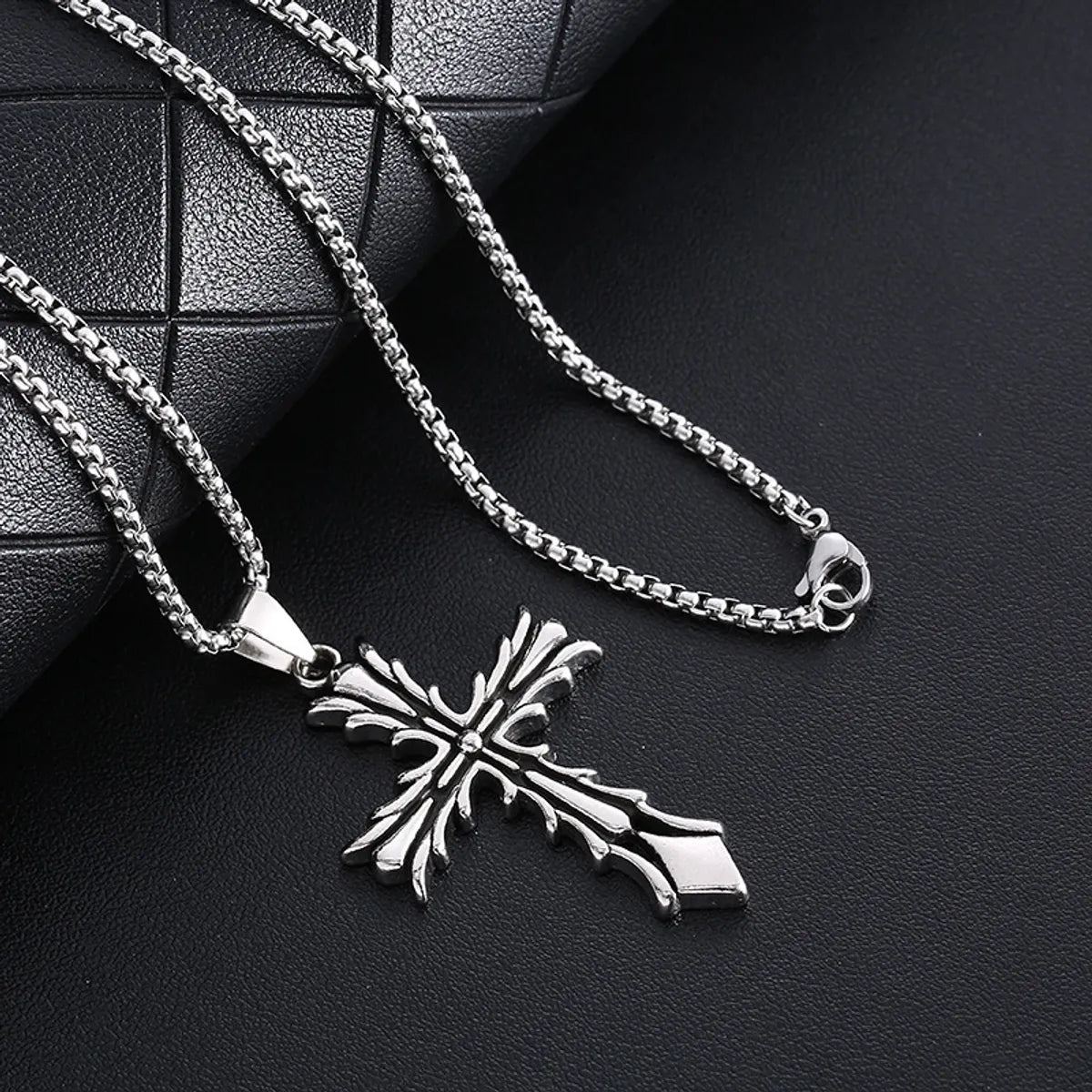 Chakra Necklaces-Retro Punk Cross Alloy Plating Men'S Pendant Necklace